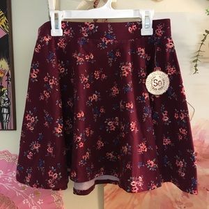 Purple floral skater skirt NEVER WORN size Large